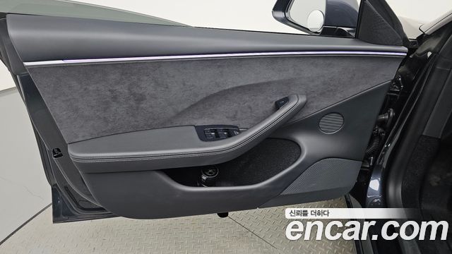 Tesla Model 3 2025 — photo 14