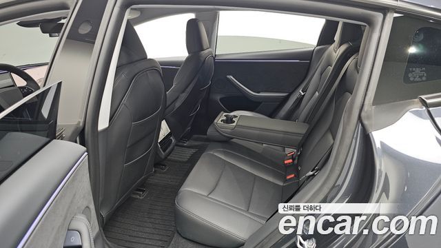 Tesla Model 3 2025 — photo 16
