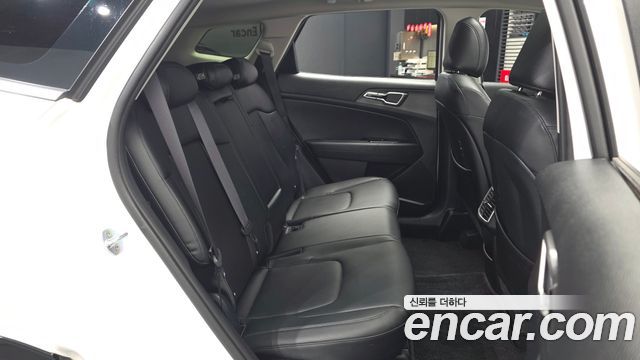 Kia Sportage 2022 — photo 18