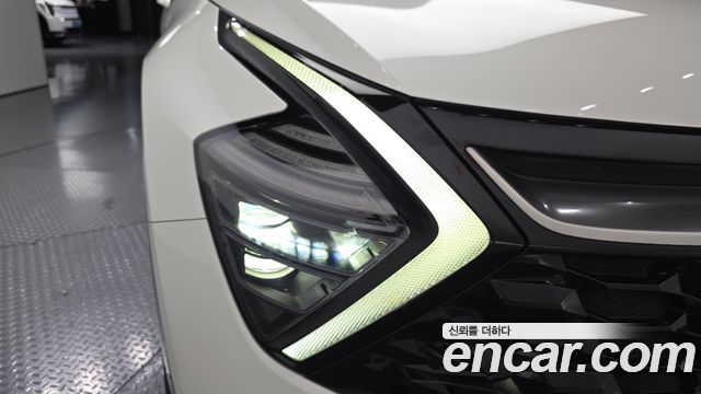 Kia Sportage 2022 — photo 8