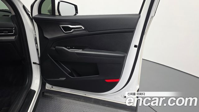 Kia Sportage 2022 — photo 14
