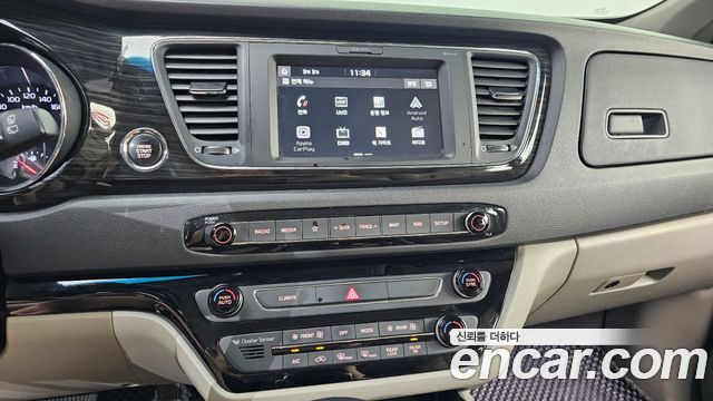 Kia Canival 2019 — photo 20