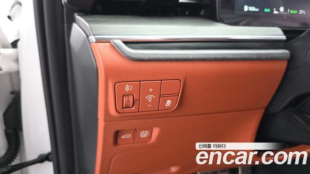 Kia K5 2024 — photo 35