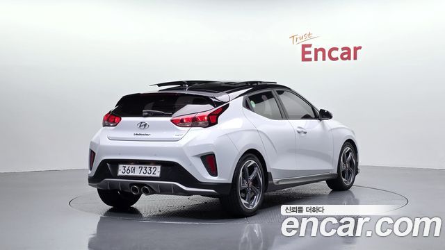 Hyundai Veloster 2018 — photo 2