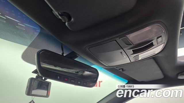 Hyundai Veloster 2018 — photo 17