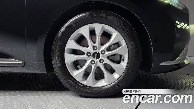 Kia K8 2023 — photo 5