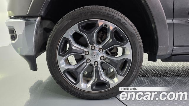 Dodge Ram Pick Up 2019 — photo 5