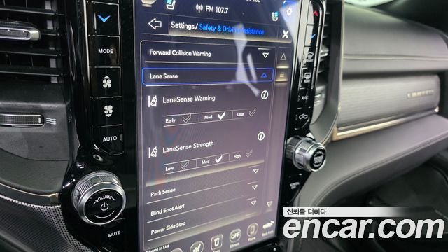 Dodge Ram Pick Up 2019 — photo 26