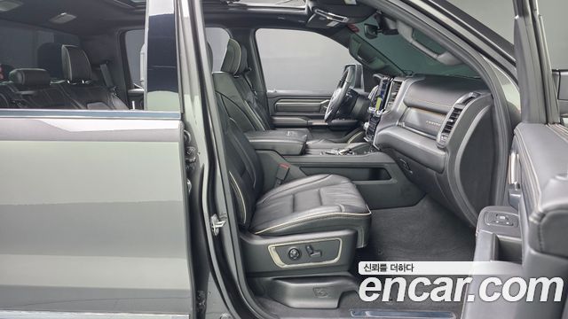 Dodge Ram Pick Up 2019 — photo 16