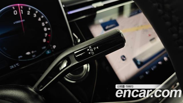 Mercedes-Benz E-Class 2026 — photo 12