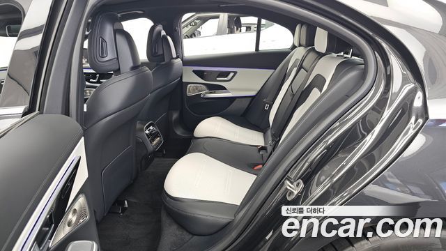 Mercedes-Benz E-Class 2026 — photo 16