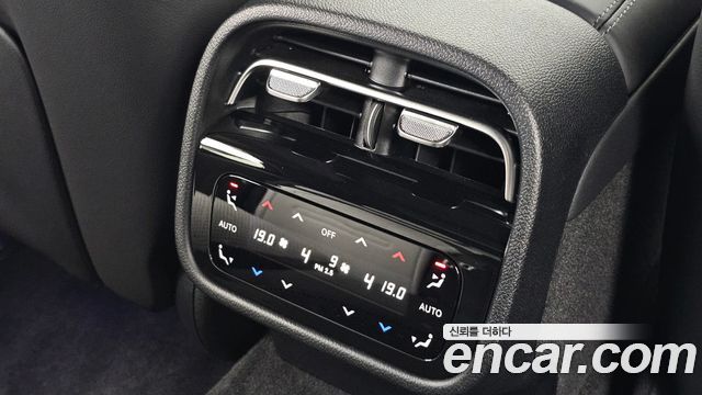 Mercedes-Benz E-Class 2026 — photo 32