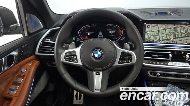 BMW X7 2022 — photo 18