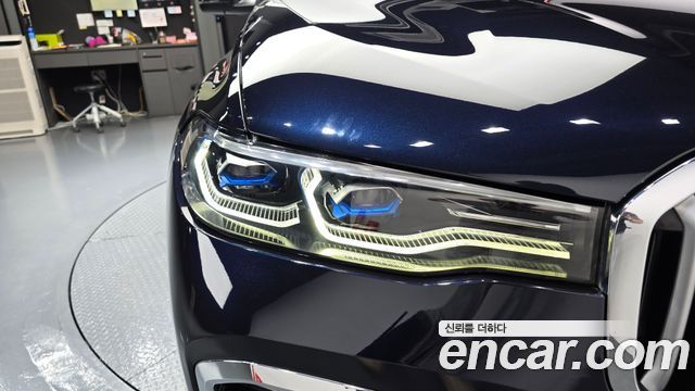 BMW X7 2022 — photo 8