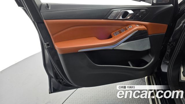 BMW X7 2022 — photo 14
