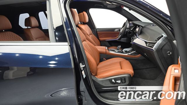 BMW X7 2022 — photo 16