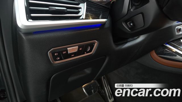 BMW X7 2022 — photo 27