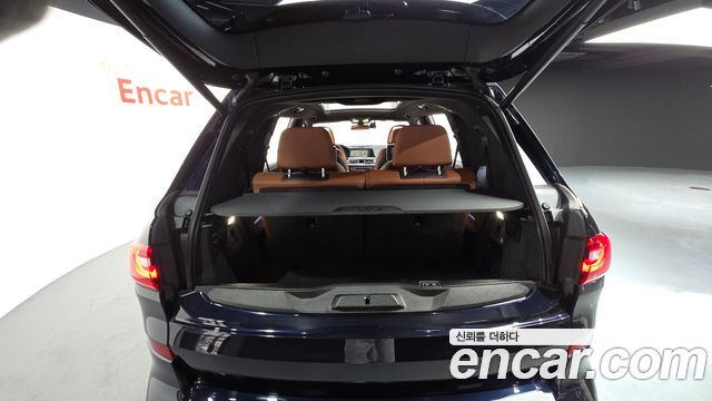 BMW X7 2022 — photo 31