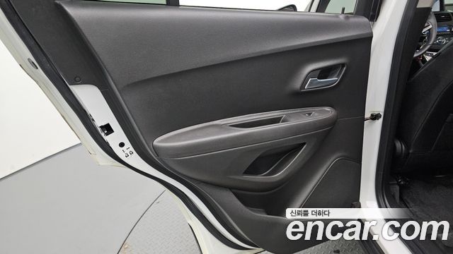 Chevrolet Korea Trax 2016 — photo 15