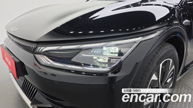 Kia EV6 2024 — photo 8