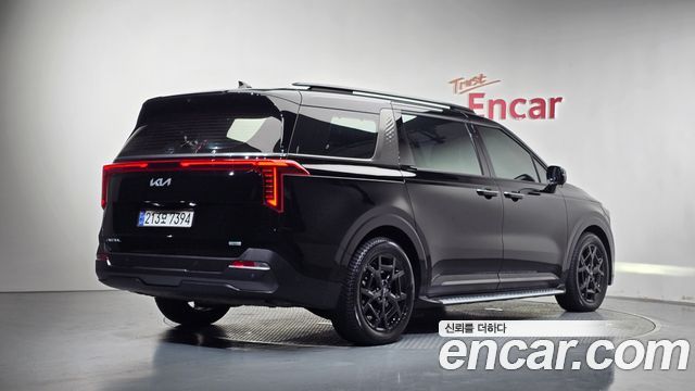 Kia Canival 2024 — photo 2