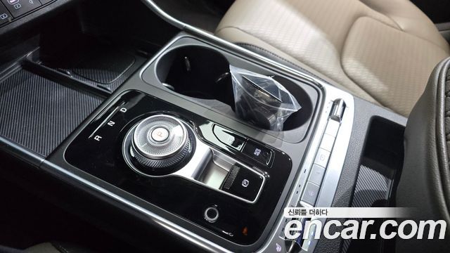 Kia Canival 2024 — photo 12