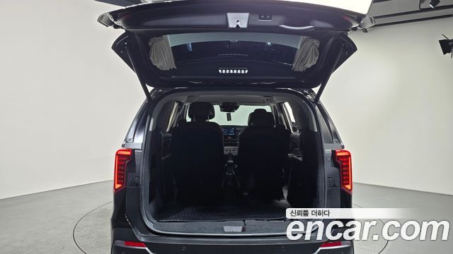 Kia Canival 2024 — photo 24