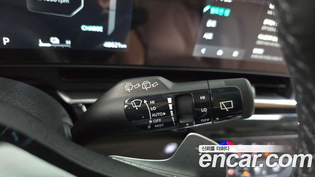 Kia Canival 2024 — photo 28