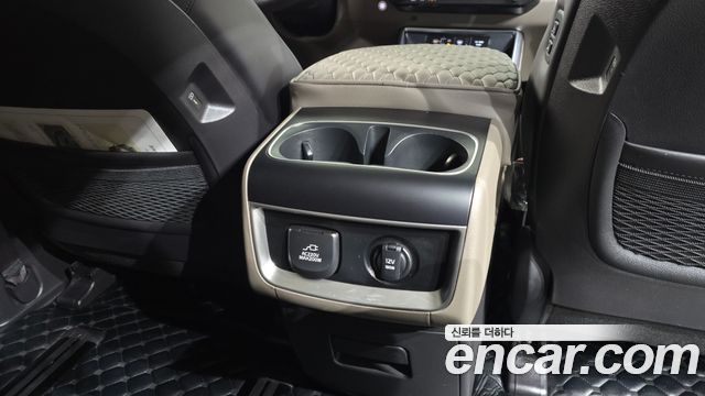Kia Canival 2024 — photo 34