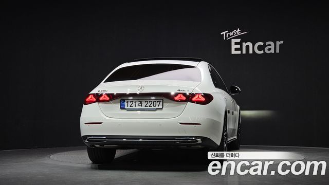 Mercedes-Benz E-Class 2026 — photo 4
