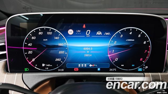 Mercedes-Benz E-Class 2026 — photo 11
