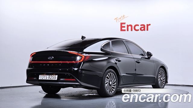 Hyundai Sonata 2023 — photo 2