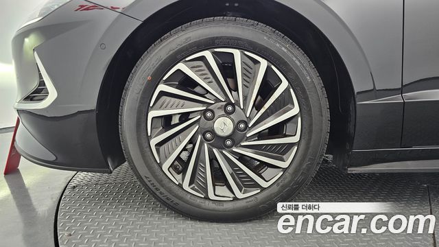 Hyundai Sonata 2023 — photo 5