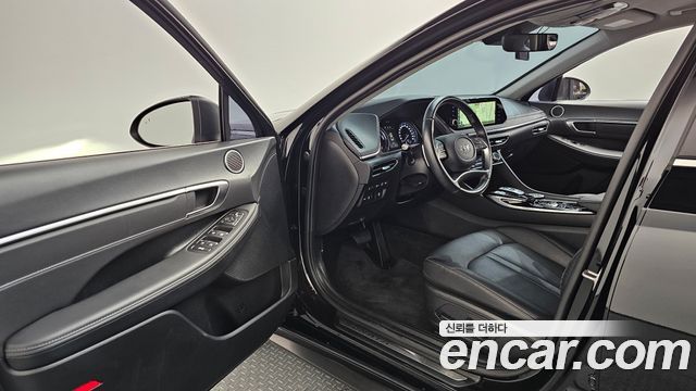 Hyundai Sonata 2023 — photo 13