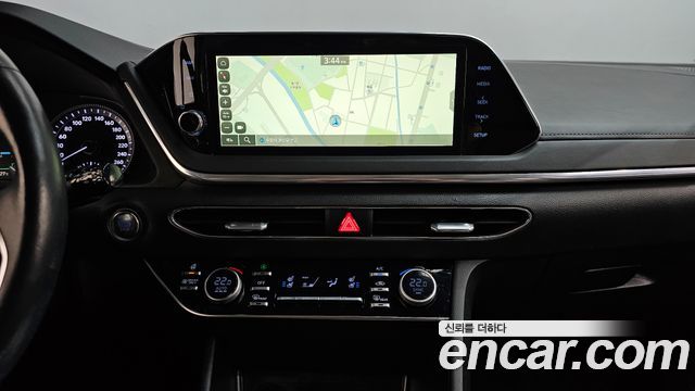 Hyundai Sonata 2023 — photo 19