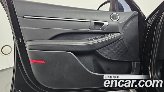 Hyundai Sonata 2023 — photo 14