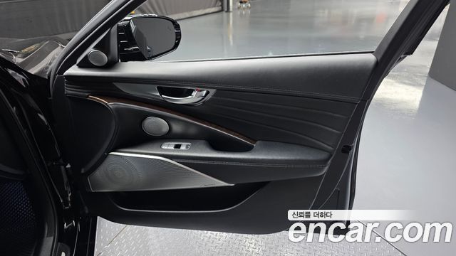 Kia K9 2021 — photo 15
