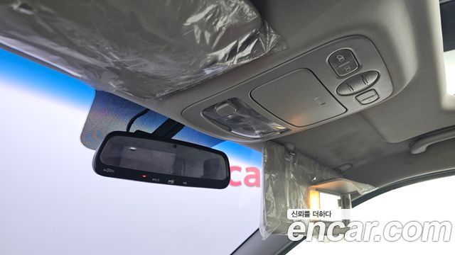 Kia Canival 2012 — photo 30