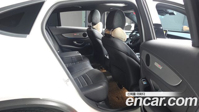 Mercedes-Benz GLC-Class 2018 — photo 11