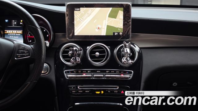 Mercedes-Benz GLC-Class 2018 — photo 14
