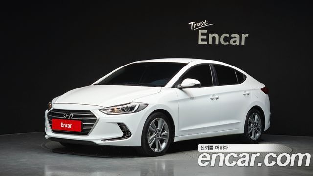 Hyundai AVANTE 2018 — photo 1