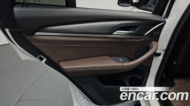 BMW X4 2023 — photo 15