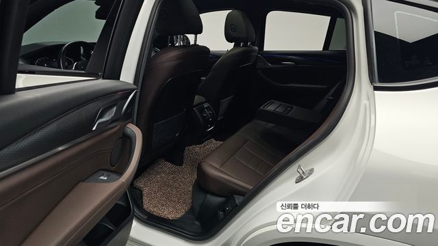 BMW X4 2023 — photo 16