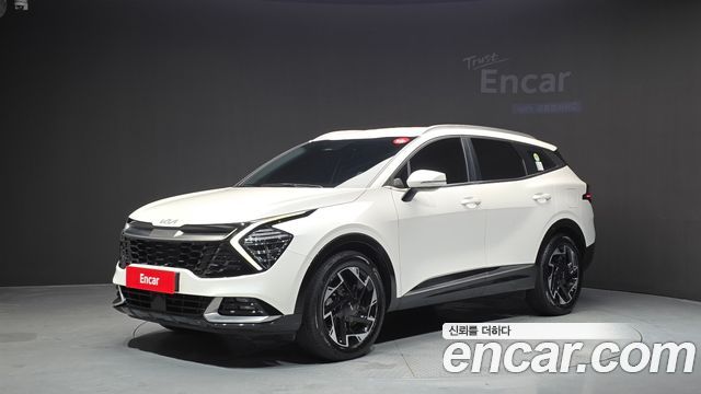 Kia Sportage 2023 — photo 1