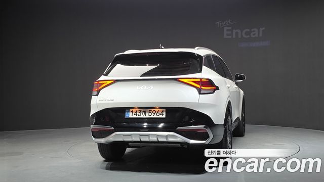 Kia Sportage 2023 — photo 4