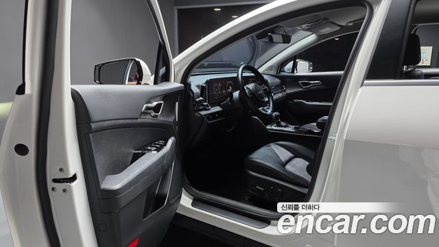 Kia Sportage 2023 — photo 10