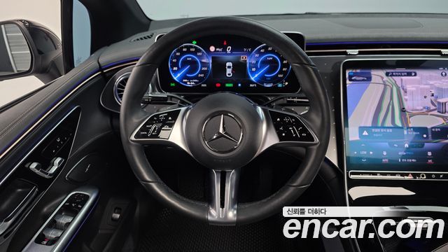 Mercedes-Benz EQE 2023 — photo 19