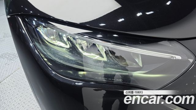 Mercedes-Benz EQE 2023 — photo 8