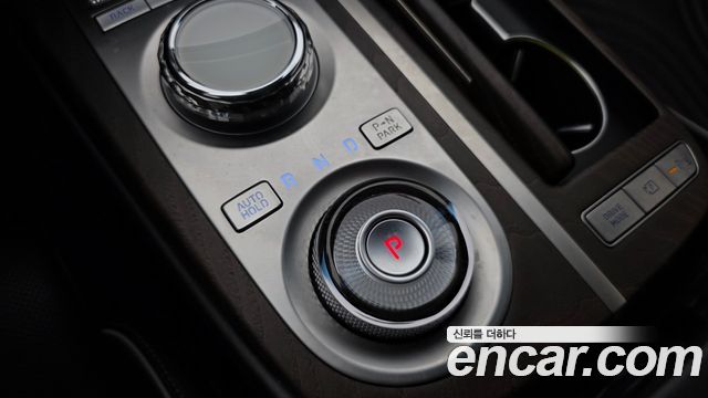 Genesis G80 2023 — photo 9
