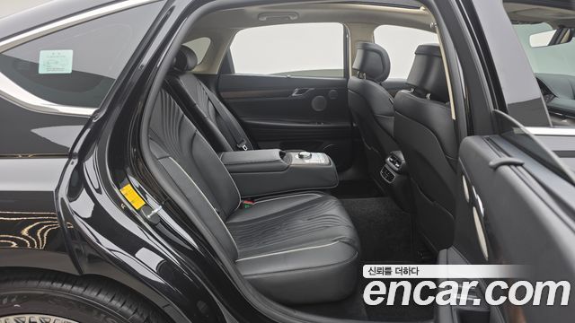 Genesis G80 2023 — photo 12